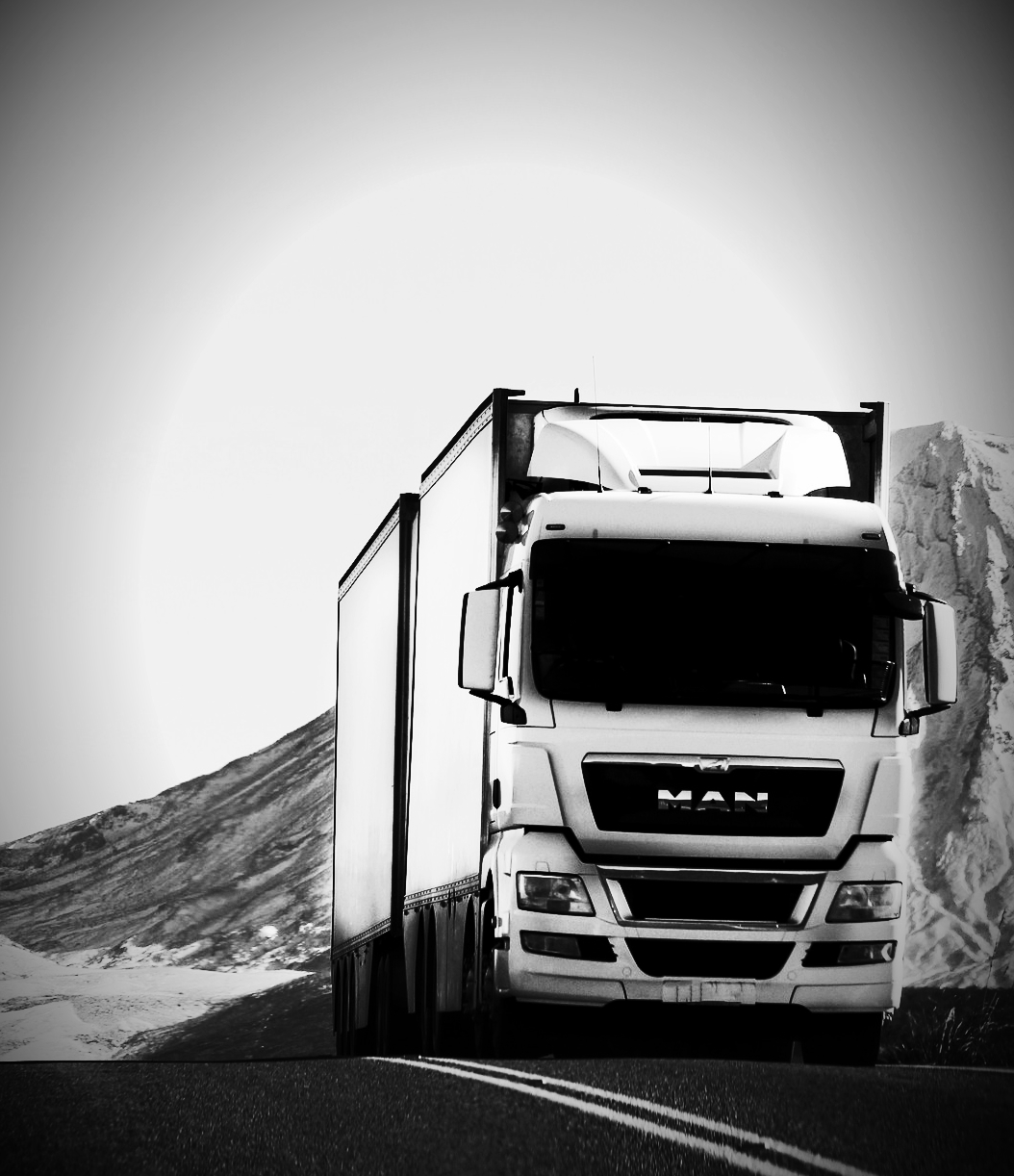 truck-2407264_1920-black-and-white-new-crop